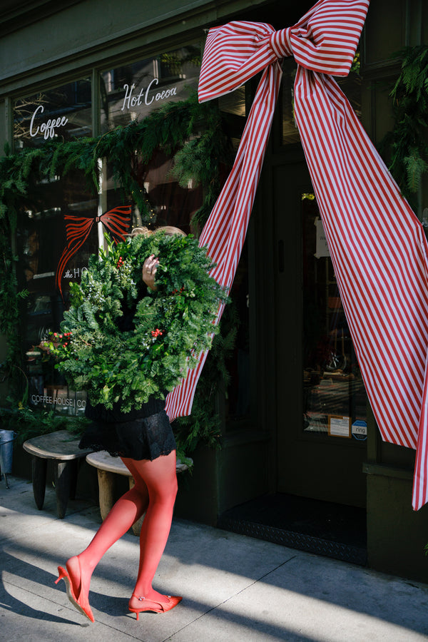 December 3: Holiday Wreath Workshop in Partnership with Simon G